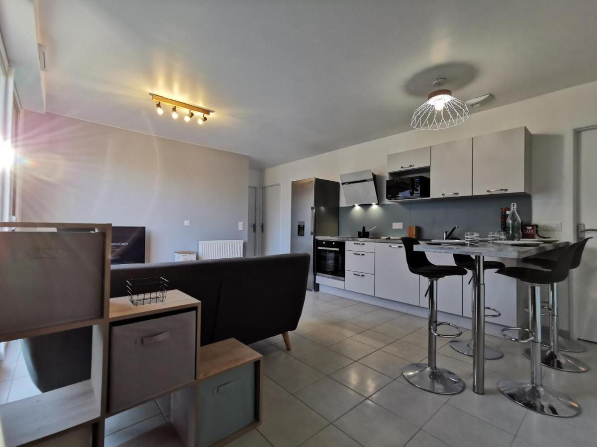 Villa 5 Chambres - 3 Salles De Bain Etampes-sur-Marne Екстериор снимка