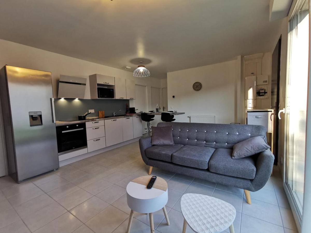 Villa 5 Chambres - 3 Salles De Bain Etampes-sur-Marne Екстериор снимка